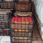 Donació de llibres i mobiliari d'oficina